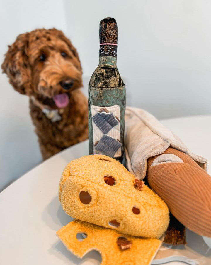 BAGUETTE & MERLOT - Lambwolf collective - dog toy