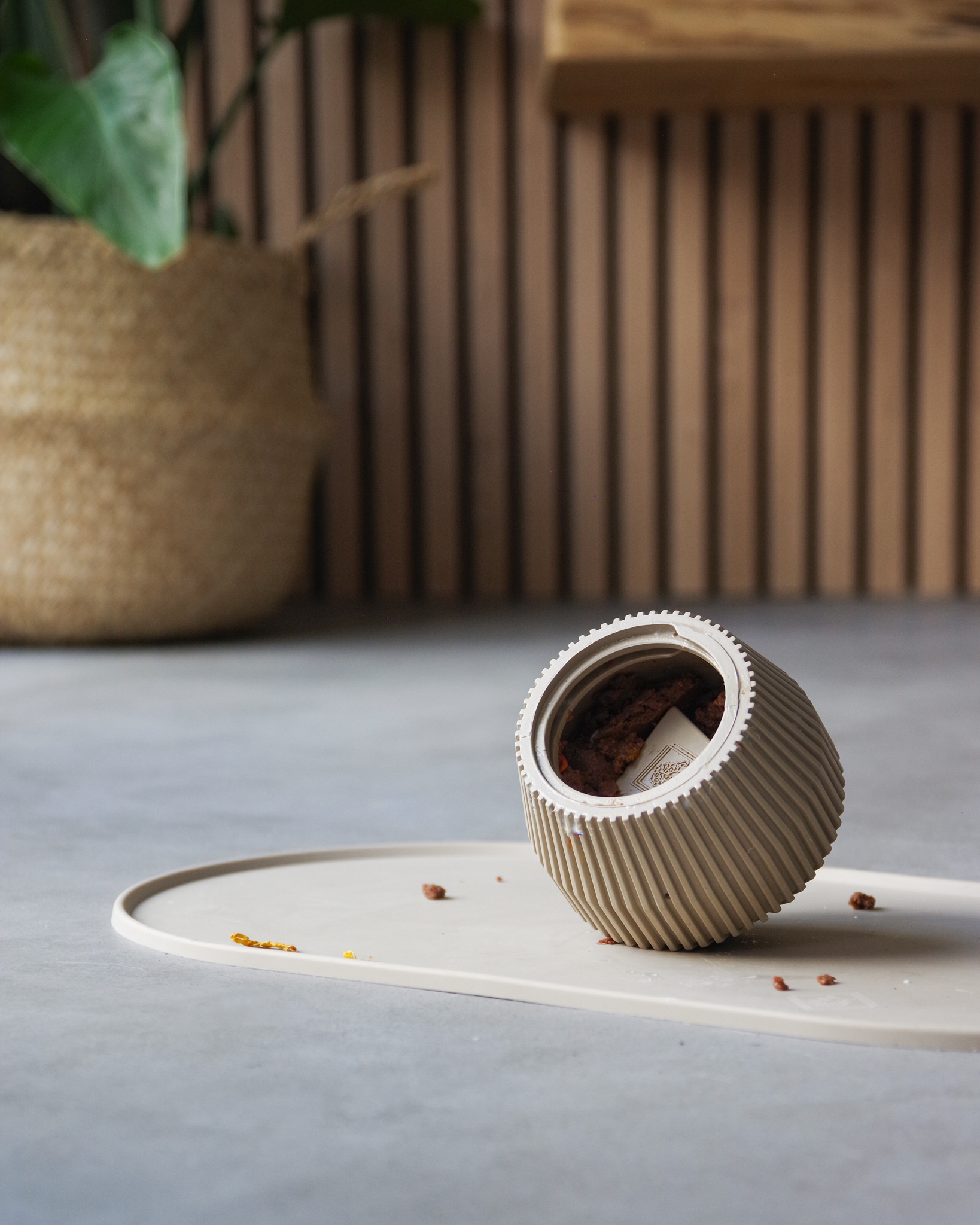 YUME | LIEVICK enrichment toy